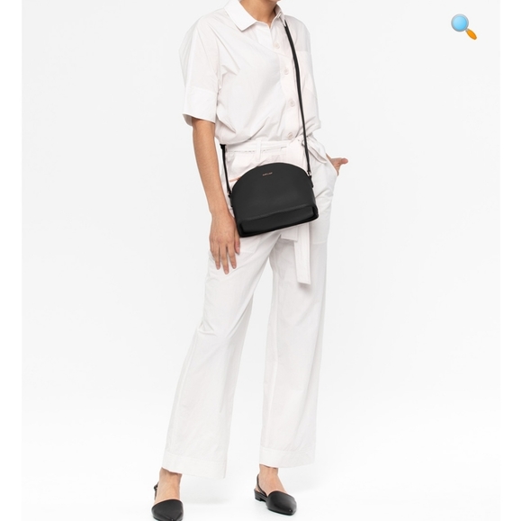 Matt and Nat dome black crossbody bag, in great condition - Picture 7 of 7